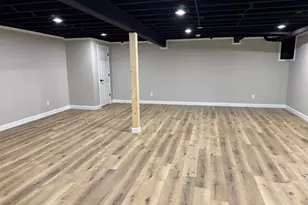 831 Richards St, Joliet, IL 60433 - Photo 28