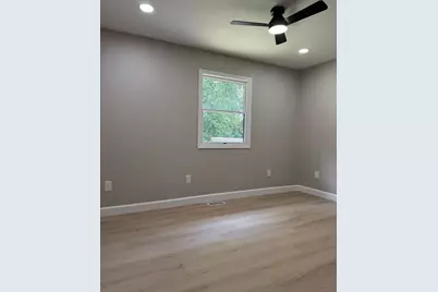 831 Richards Street, Joliet, IL 60433 - Photo 16