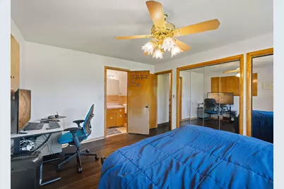 2250 White Oak Drive, Northbrook, IL 60062 - Photo 18