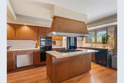 2250 White Oak Drive, Northbrook, IL 60062 - Photo 12