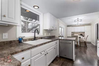 111 Sherwood Place, Morris, IL 60450 - Photo 8