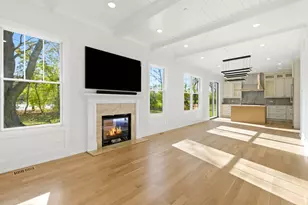 2917 Koepke Rd, Northbrook, IL 60062 - Photo 2