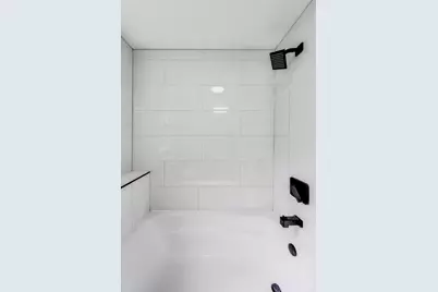 7529 S Carpenter Street, Chicago, IL 60620 - Photo 10