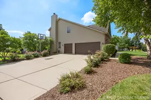 24331 Norwood Dr, Plainfield, IL 60585 - Photo 2