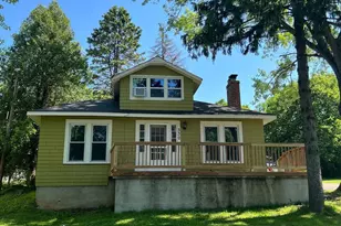 330 Park Ave, Cary, IL 60013 - Photo 1