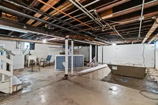 910 Nicholson St, Joliet, IL 60435 - Photo 16