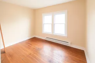 910 Nicholson St, Joliet, IL 60435 - Photo 24