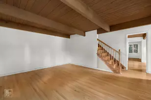 553 Barton Ave, Evanston, IL 60202 - Photo 2