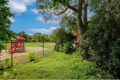 553 Barton Avenue, Evanston, IL 60202 - Photo 10