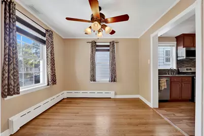 9304 S Utica Avenue, Evergreen Park, IL 60805 - Photo 6