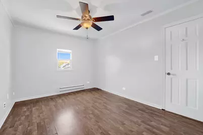 9304 S Utica Avenue, Evergreen Park, IL 60805 - Photo 12