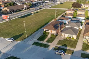 491 Escanaba Ave, Calumet City, IL 60409 - Photo 4