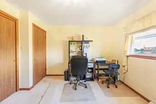 491 Escanaba Ave, Calumet City, IL 60409 - Photo 26