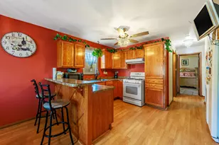 491 Escanaba Ave, Calumet City, IL 60409 - Photo 18