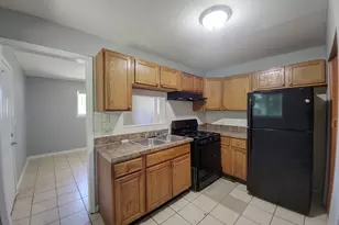 14720 Shepard Dr, Dolton, IL 60419 - Photo 6