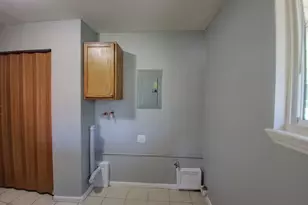 14720 Shepard Dr, Dolton, IL 60419 - Photo 8