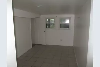 1324 Clinton Avenue, Berwyn, IL 60402 - Photo 10