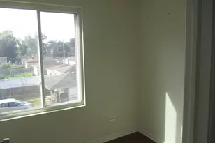 1324 Clinton Ave, Berwyn, IL 60402 - Photo 6