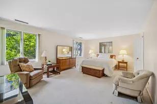 2000 Chestnut Ave, Glenview, IL 60025 - Photo 16