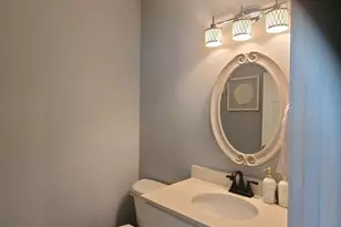 328 Kain St, Ottawa, IL 61350 - Photo 12