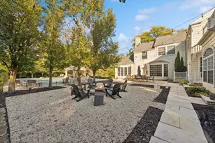 2122 Middlefork Rd, Northfield, IL 60093 - Photo 10