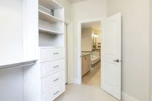 616 Driftwood Ct, Naperville, IL 60540 - Photo 24