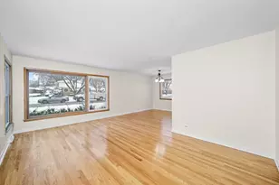 16049 Minerva Ave, South Holland, IL 60473 - Photo 2