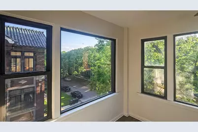 5219 S Greenwood Avenue #4, Chicago, IL 60615 - Photo 4