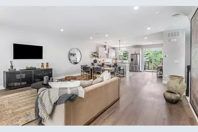 5424 Old Orchard Road, Skokie, IL 60077 - Photo 4