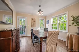 405 S 1st St, Geneva, IL 60134 - Photo 16