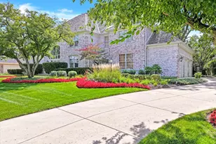 2255 Pebble Creek Dr, Lisle, IL 60532 - Photo 6