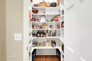 2255 Pebble Creek Dr, Lisle, IL 60532 - Photo 20