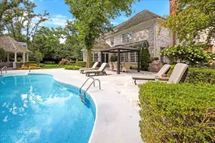 2255 Pebble Creek Dr, Lisle, IL 60532 - Photo 2