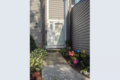 791 Lakeside Circle Drive, Wheeling, IL 60090 - Photo 2