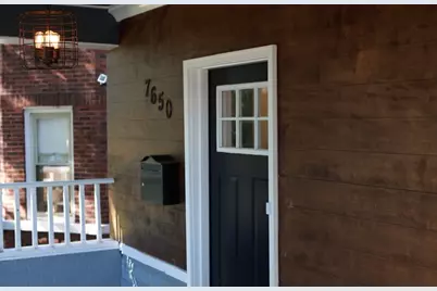 7650 S Cregier Avenue, Chicago, IL 60649 - Photo 2