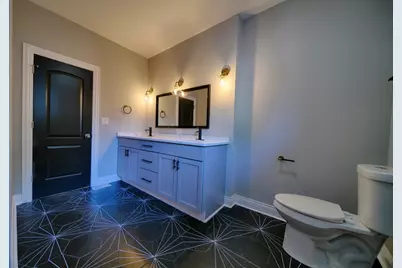 7650 S Cregier Avenue, Chicago, IL 60649 - Photo 16