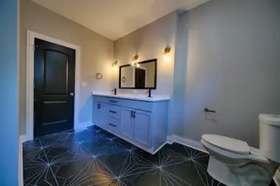 7650 S Cregier Ave, Chicago, IL 60649 - Photo 16