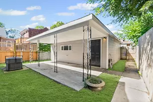 7650 S Cregier Ave, Chicago, IL 60649 - Photo 38