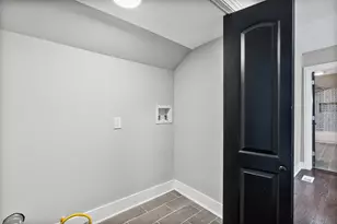 7650 S Cregier Ave, Chicago, IL 60649 - Photo 24