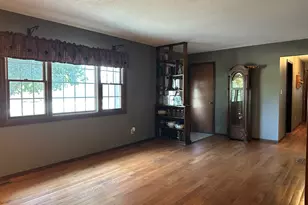 12855 Lawrence Rd, Sterling, IL 61081 - Photo 8