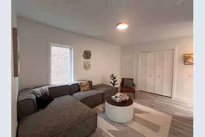 905 N Saint Louis Avenue, Chicago, IL 60651 - Photo 8