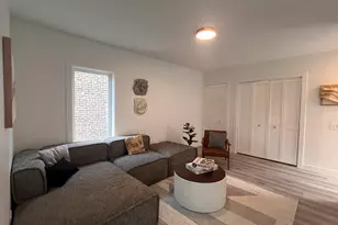 905 N St Louis Ave, Chicago, IL 60651 - Photo 8