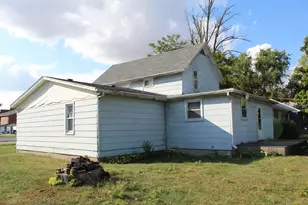 213 Peoria Street N, Gilman, IL 60938 - Photo 6