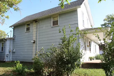 213 Peoria Street N, Gilman, IL 60938 - Photo 4