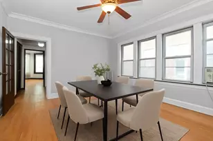 7422 S Bennett Ave, Chicago, IL 60649 - Photo 4