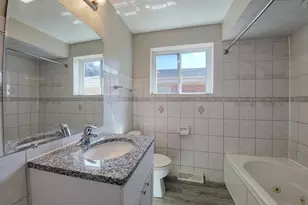 383 Calhoun Ave, Calumet City, IL 60409 - Photo 10