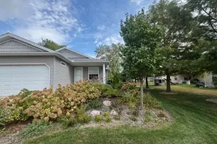 2404 Treeline Drive, Bloomington, IL 61704 - Photo 2