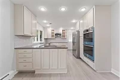 4N300 Briar Lane, Bensenville, IL 60106 - Photo 6