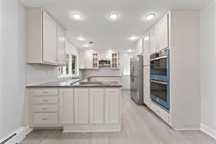 4N300 Briar Ln, Bensenville, IL 60106 - Photo 6