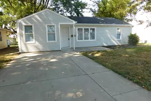 271 Toni St, Bourbonnais, IL 60914 - Photo 1